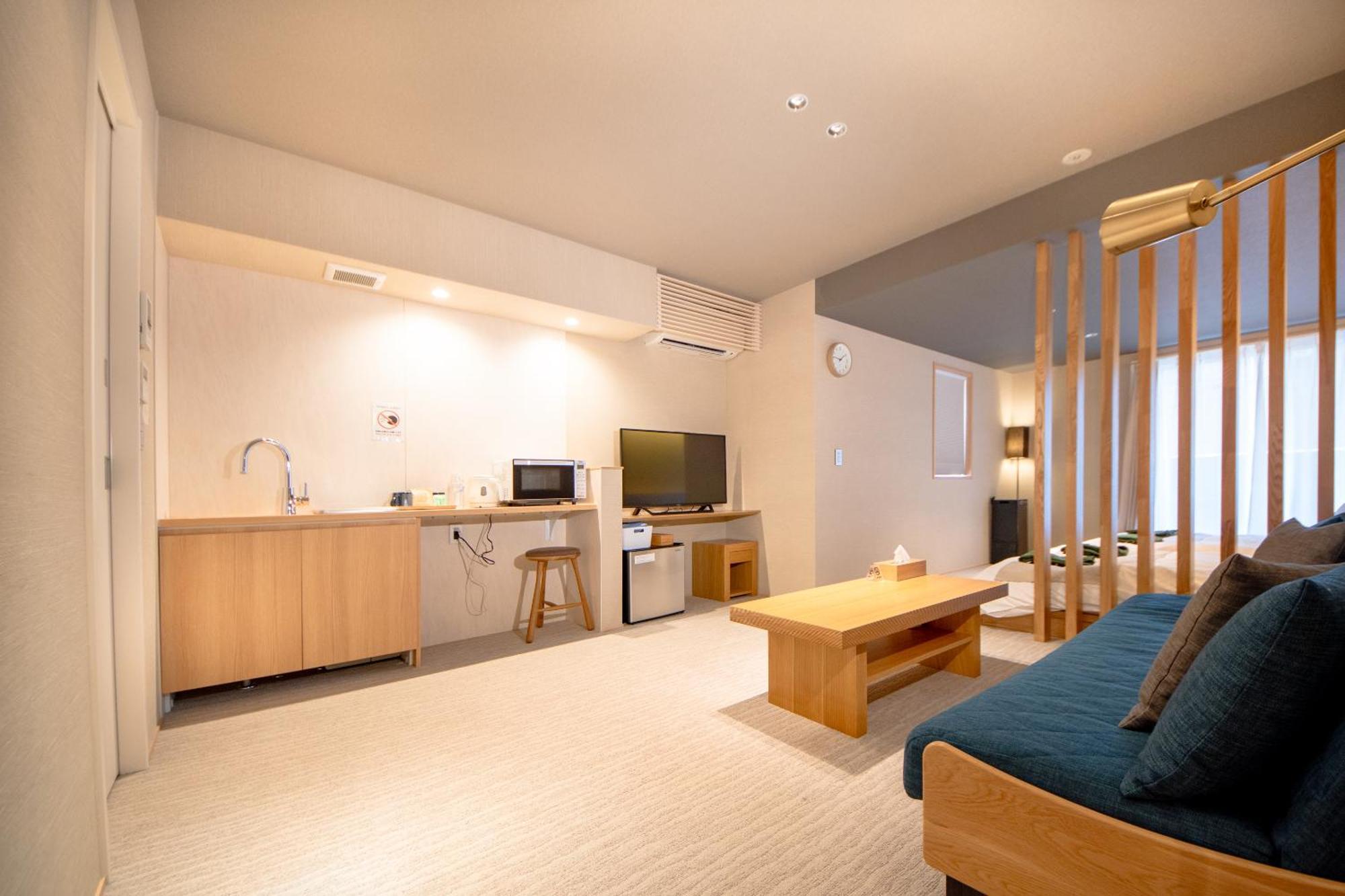 Hotel Rokune Нара Екстер'єр фото